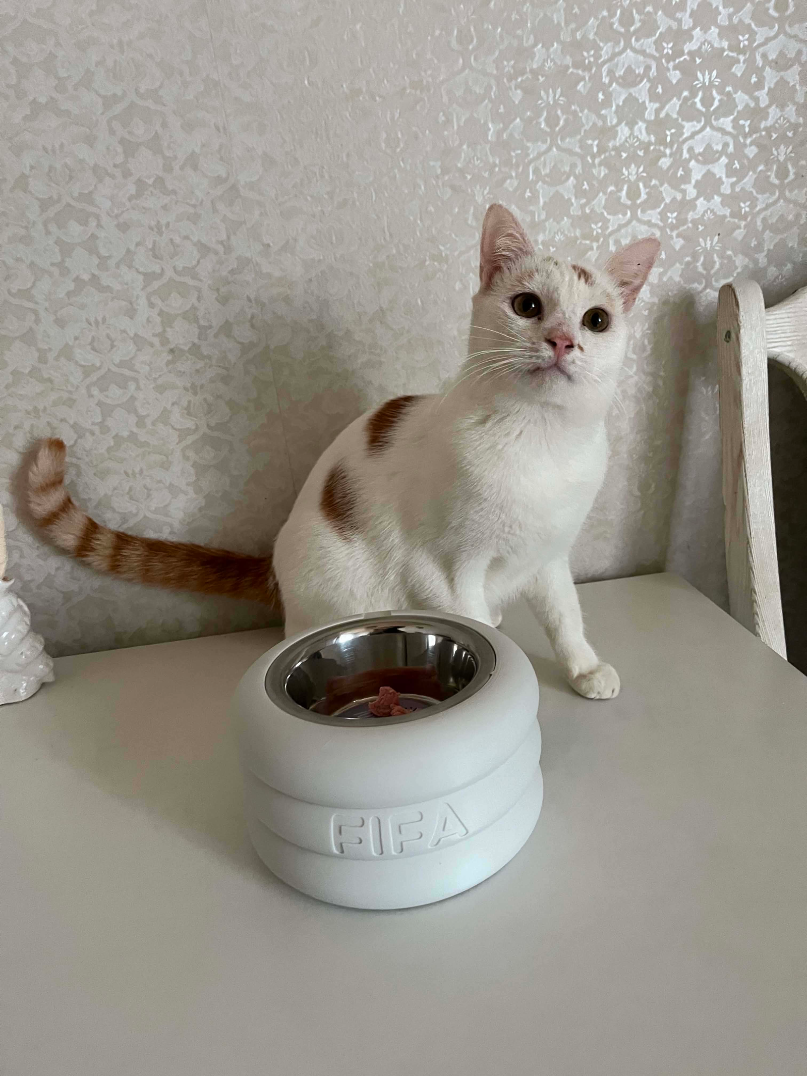 Personalizuotas MAKIRA dubenėlis